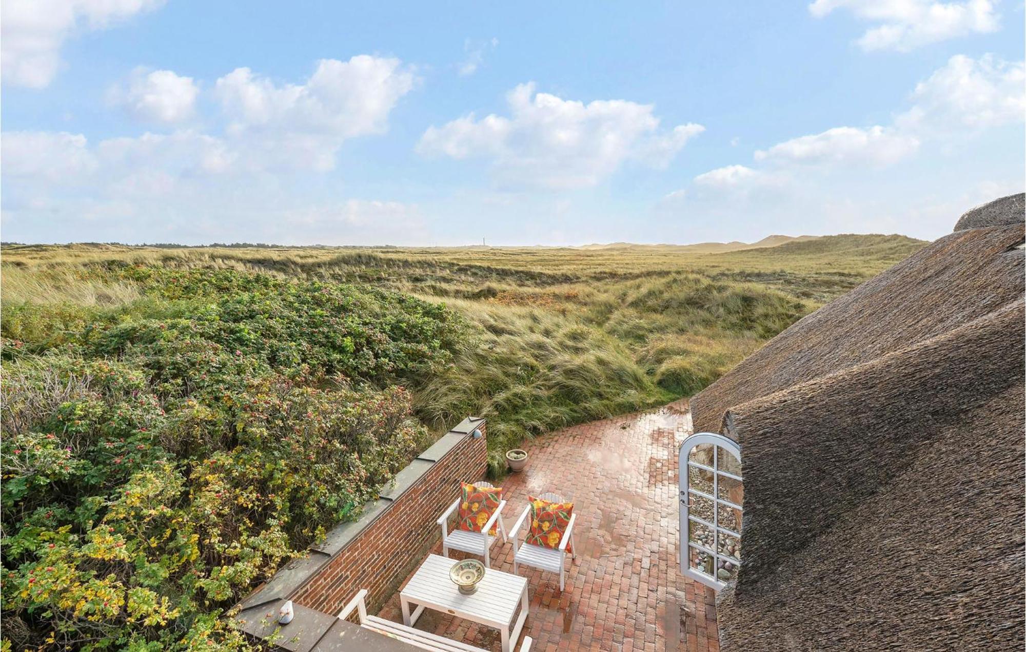 Holiday home Beautiful In Ringkobing With Wifi Norre Lyngvig