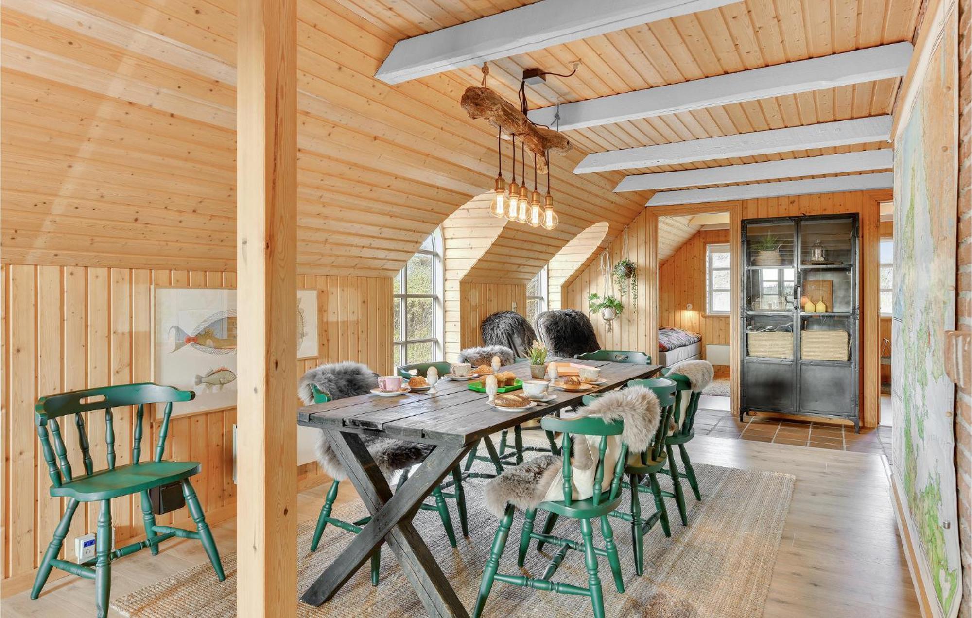 Beautiful In Ringkobing With Wifi Holiday home Norre Lyngvig